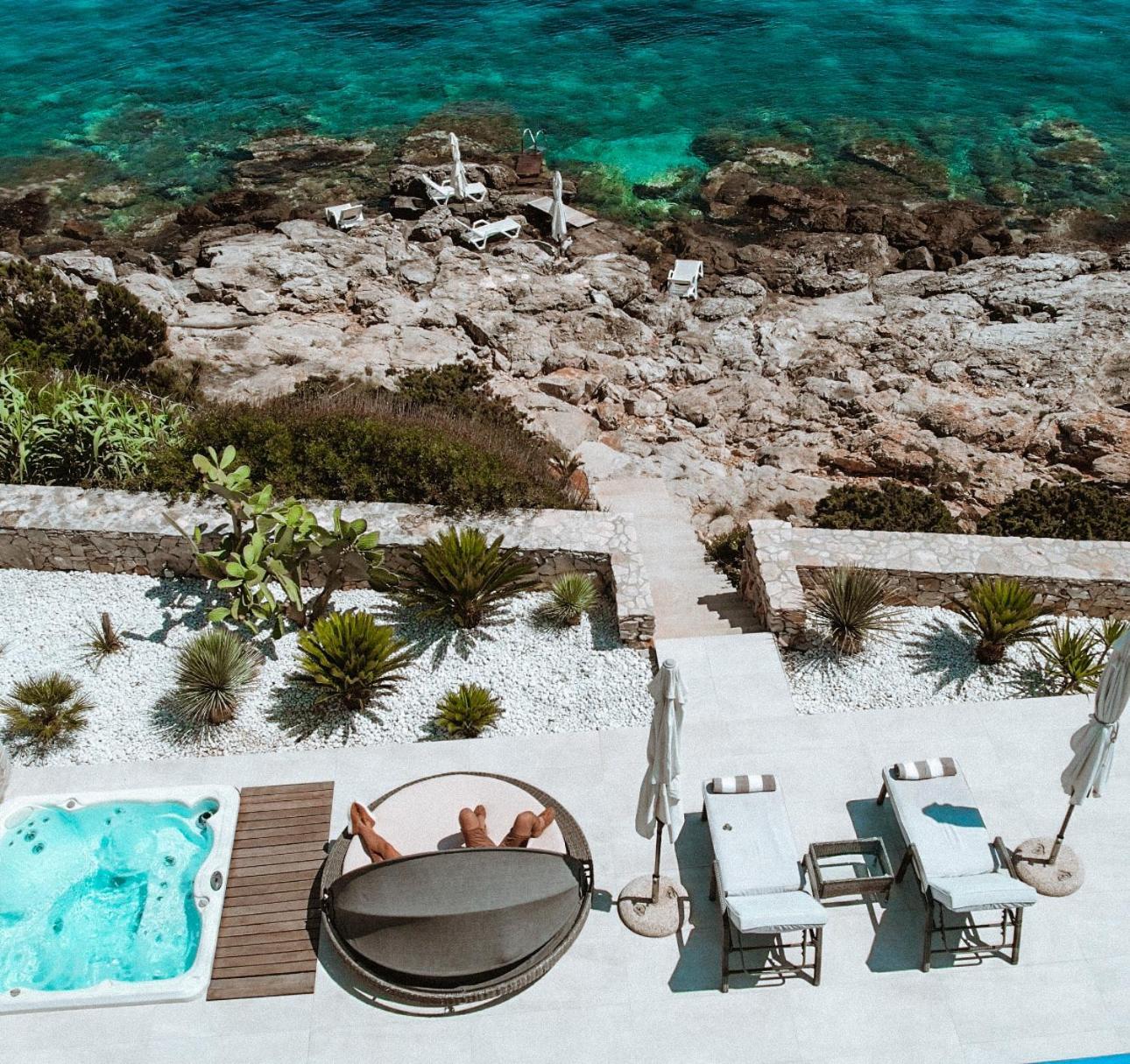 Villa Carisma Island 비스 외부 사진