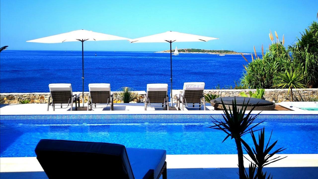 Villa Carisma Island 비스 외부 사진